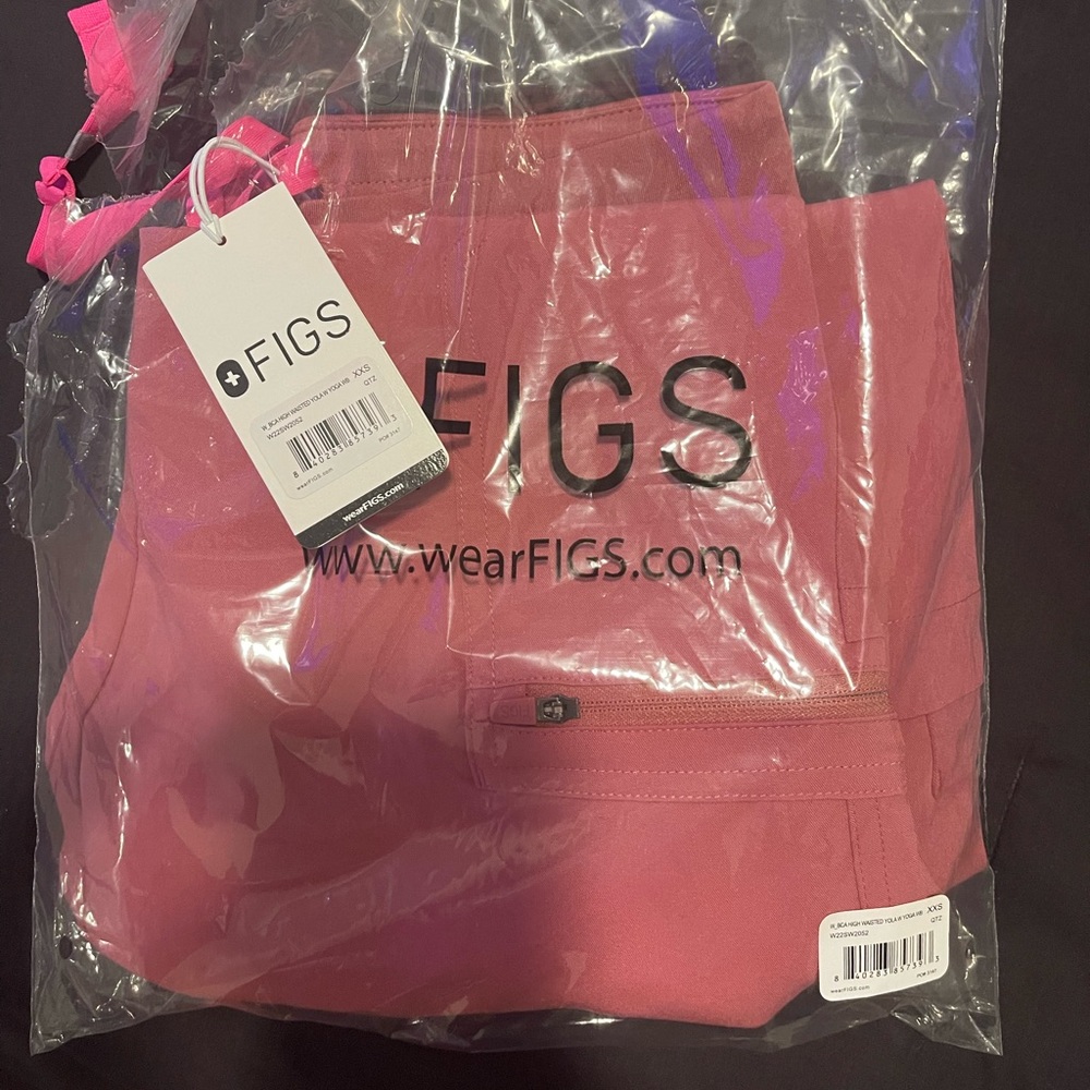 Figs Limited Edition High Waisted Yola Scrub Pants (quartz)